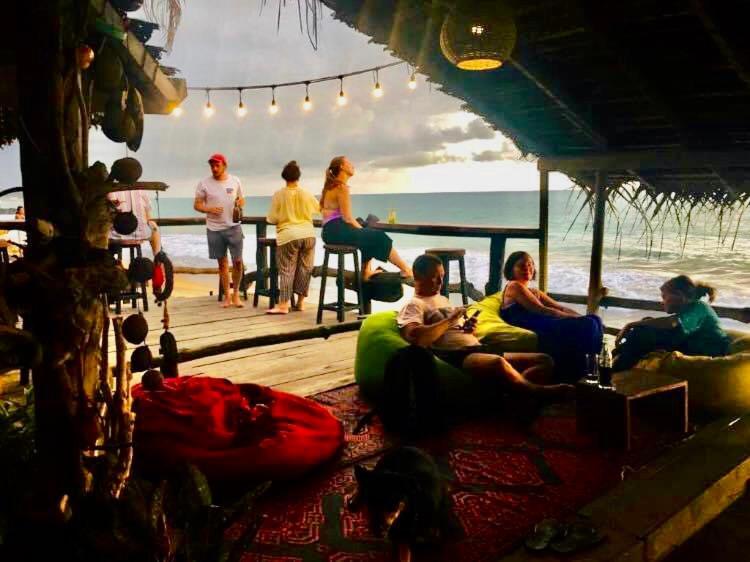 Backpack Beach Hostel & Reggae Bar Bussa エクステリア 写真