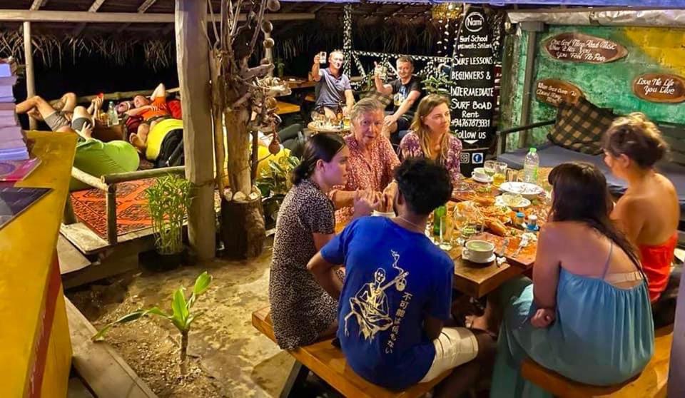 Backpack Beach Hostel & Reggae Bar Bussa エクステリア 写真
