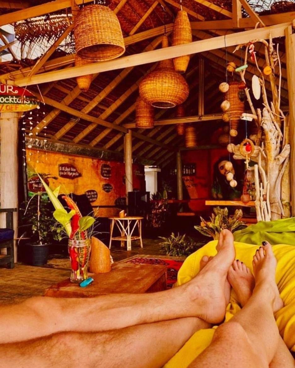 Backpack Beach Hostel & Reggae Bar Bussa エクステリア 写真