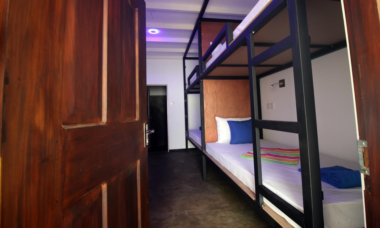 Backpack Beach Hostel & Reggae Bar Bussa エクステリア 写真
