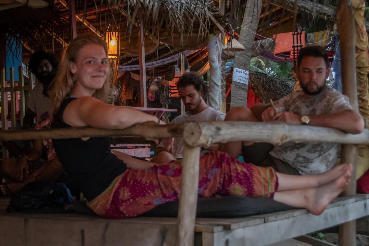 Backpack Beach Hostel & Reggae Bar Bussa エクステリア 写真
